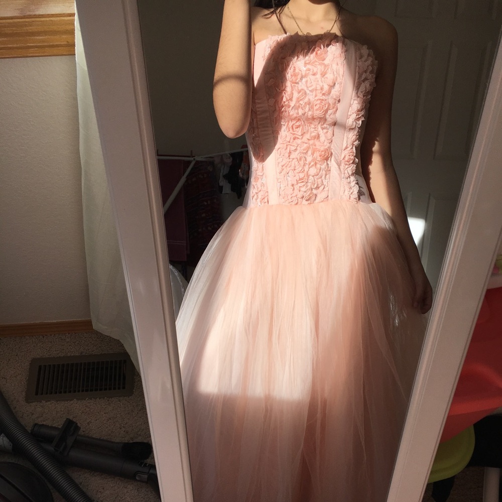 PROM DRESS